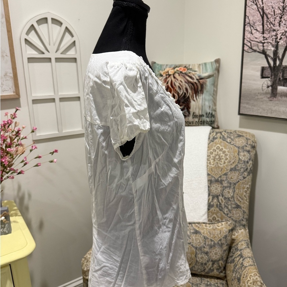 LOFT White Ruffled Buttoned Blouse - Picture 5 of 6